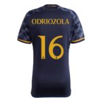 Maillot-Real-Madrid-Exterieur-2023-2024-Odriozola.jpg
