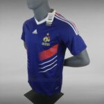 Maillot-Retro-Vintage-Equipe-de-France-2009-10-1-1.jpg