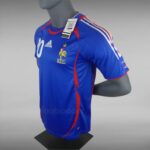 Maillot-Retro-Vintage-Equipe-de-France-ZIDANE-2006-Home-1-1.jpg