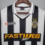 Maillot-Retro-Vintage-Juventus-Domicile-2001-02-01.jpg