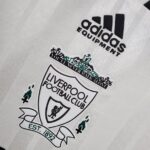 Maillot-retro-vintage-Liverpool-Away-1993-1995-1.jpg
