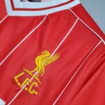 Maillot-retro-vintage-Liverpool-Domicile-1984-1.jpg