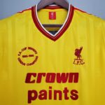 Maillot-retro-vintage-Liverpool-Exterieur-Jaune-1985-1986-1.jpg