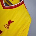 Maillot-retro-vintage-Liverpool-Exterieur-Jaune-1985-1986-1.jpg