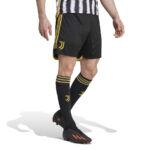 SHORT-JUVENTUS-DOMICILE-2023-2024-1.jpg