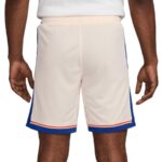 Short-Chelsea-Exterieur-2024-2025.jpg