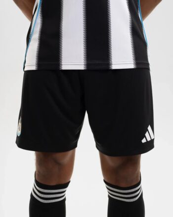 Short Newcastle Domicile 2025 2026